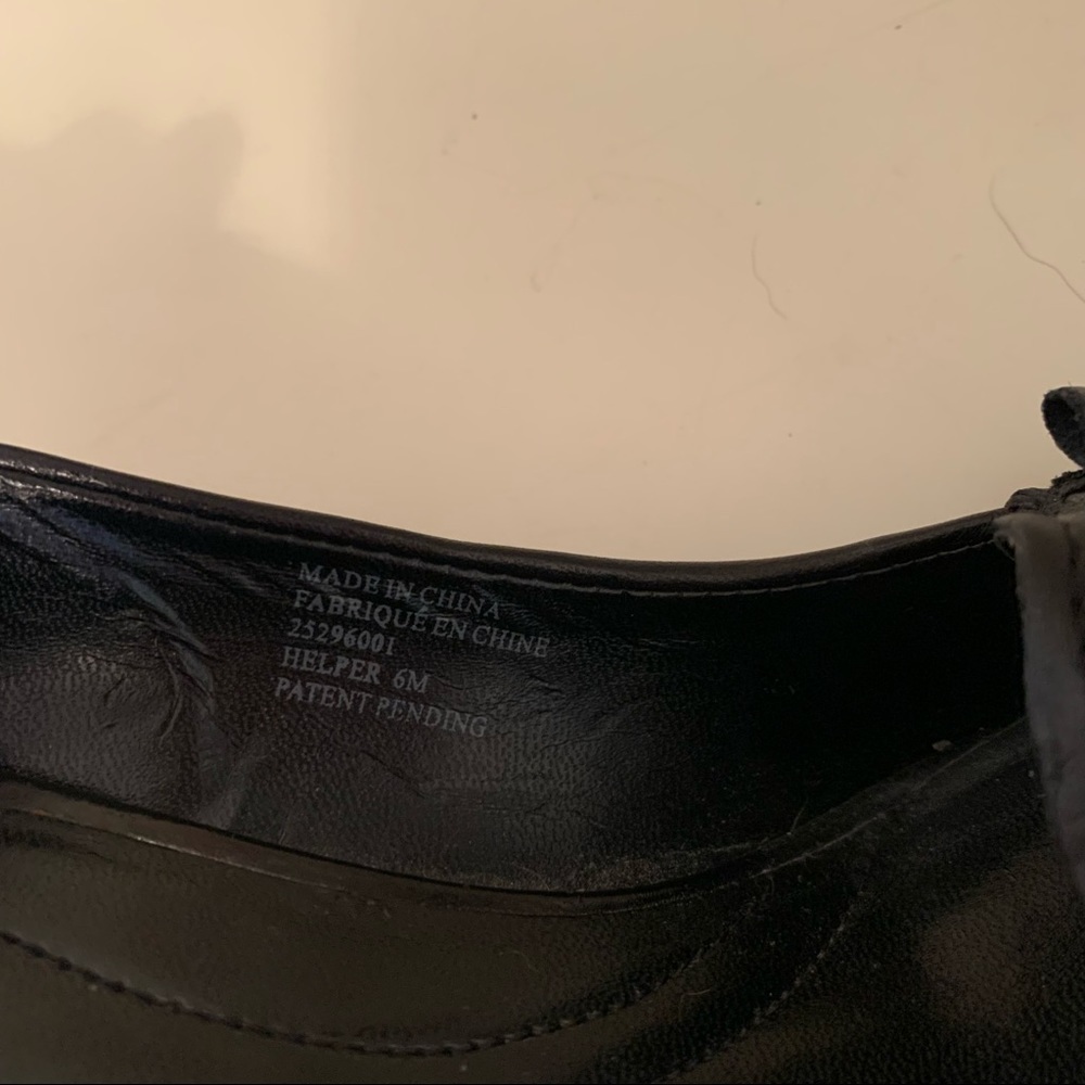 Naturalizer black leather bow shoes size 6M - Picture 4 of 9